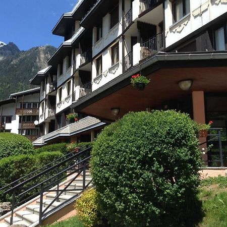 Au Coeur De Chamonix, Un Ecrin De Verdure Apartman Kültér fotó